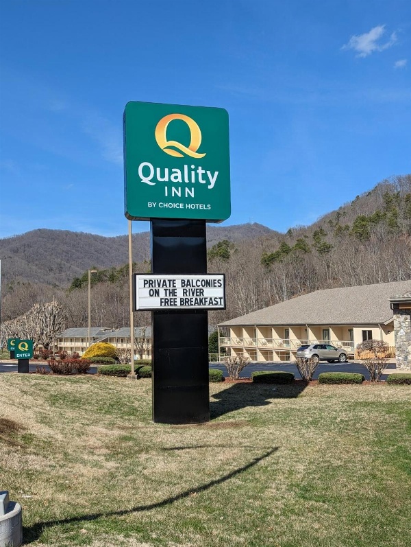 Quality Inn Cherokee image 1