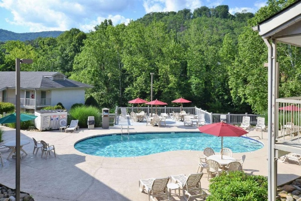 Quality Inn Cherokee image 17